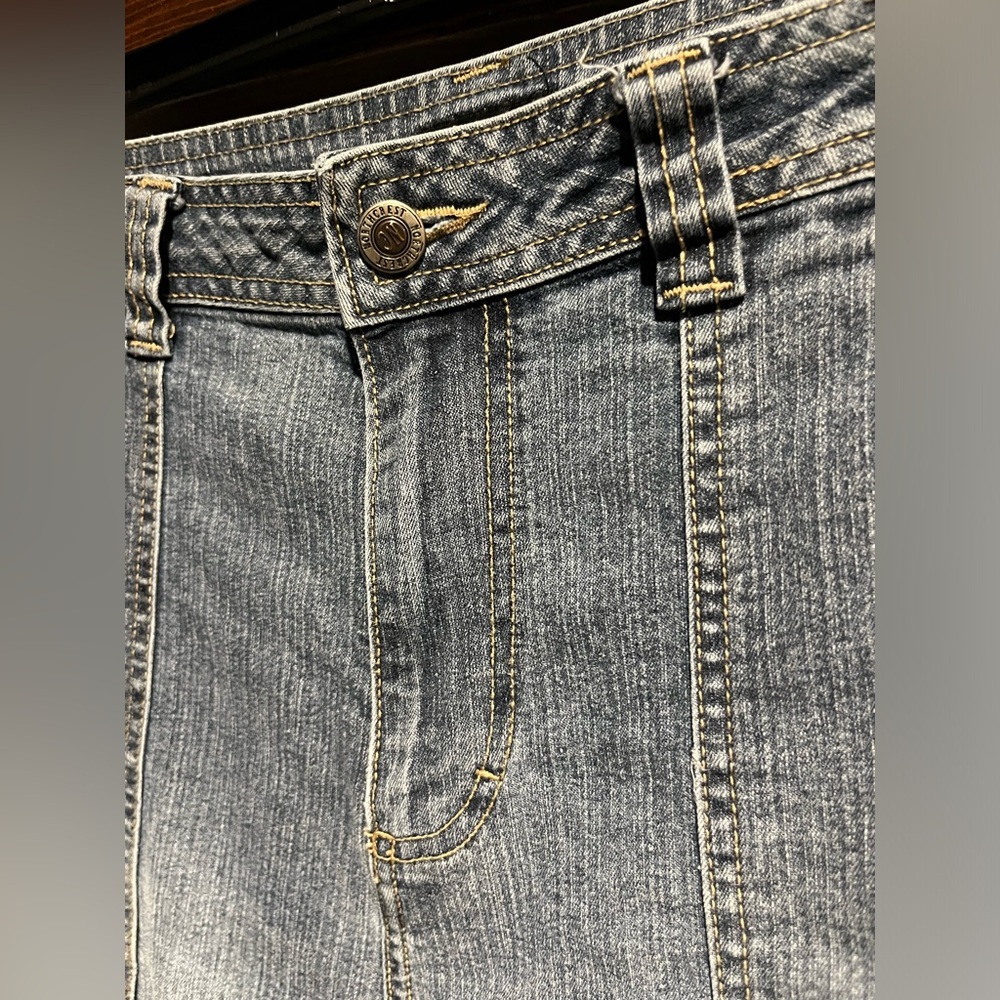Northcrest cropped denim pants, size 14 - Picture 3 of 5